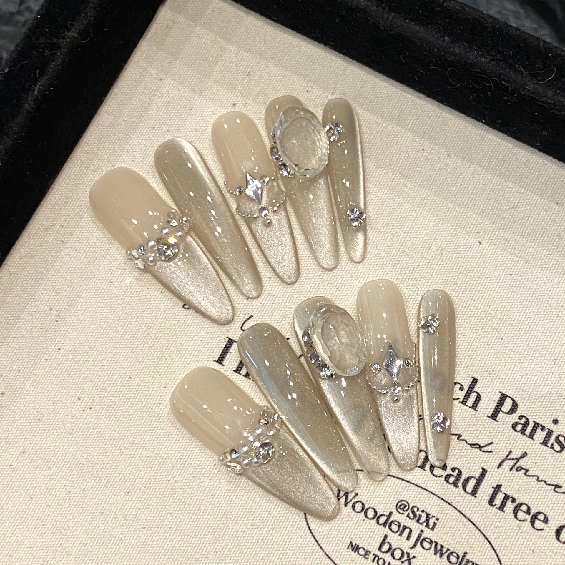 Handmade Nude Press on Nails C – Nail Art Full Design recenzja i cena